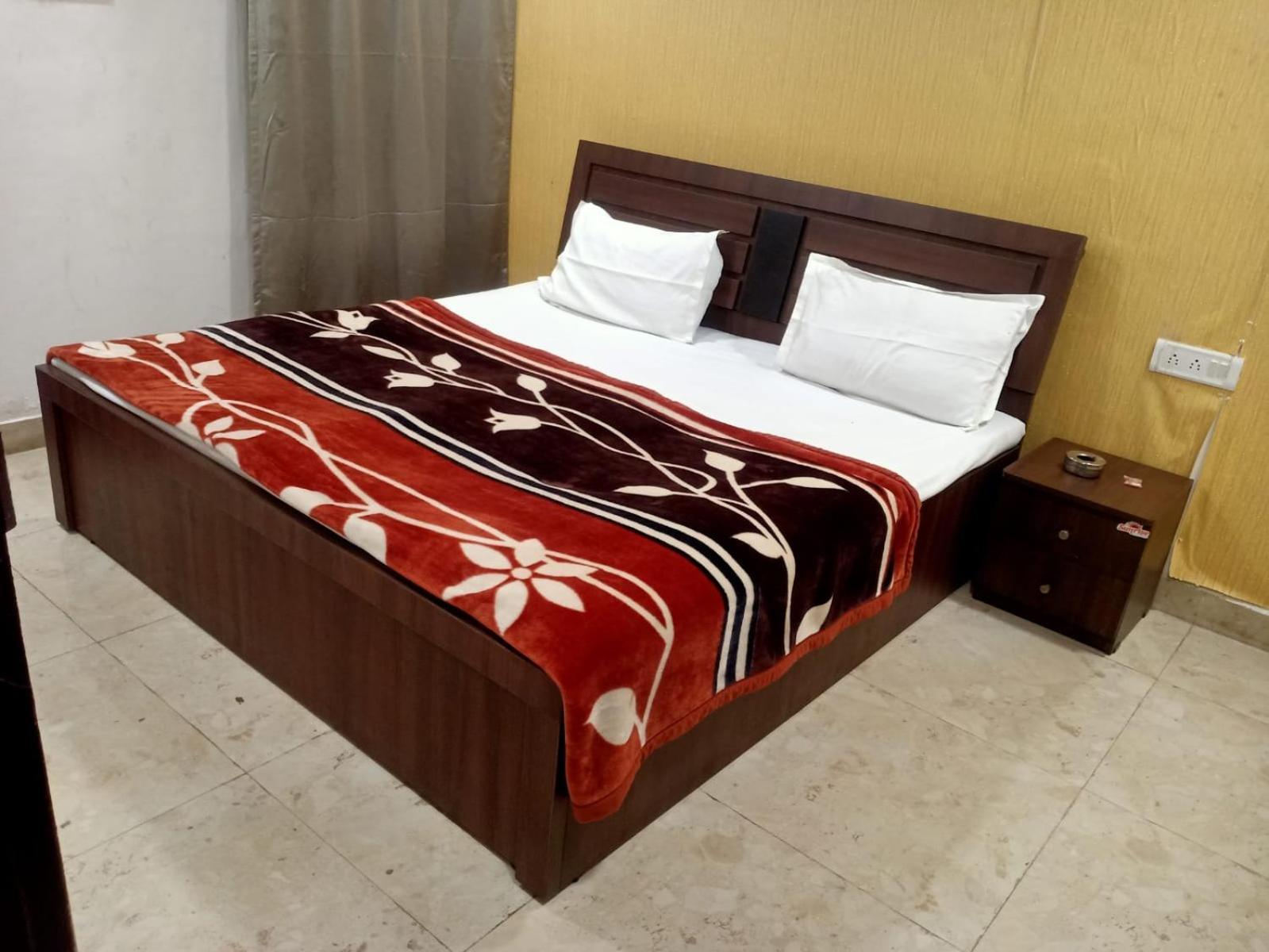 Sapphire Palace 3 Hotel Jaipur Eksteriør bilde