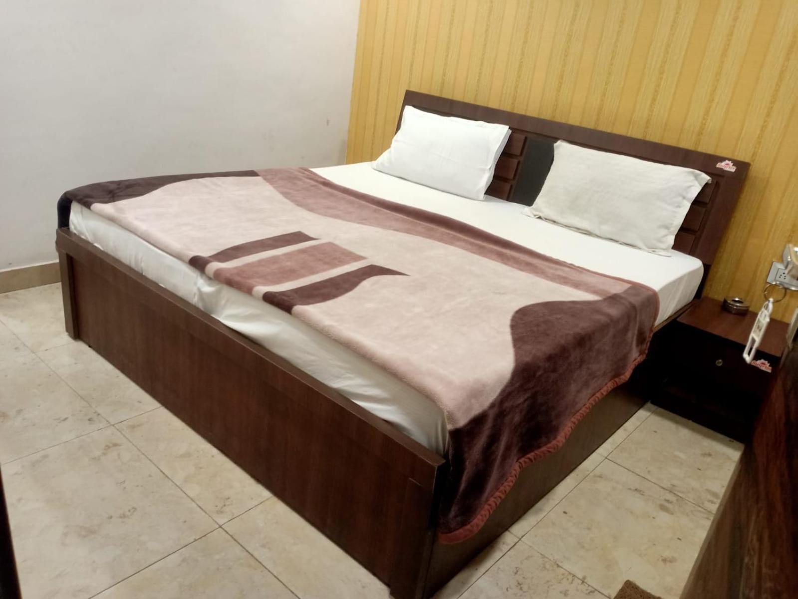 Sapphire Palace 3 Hotel Jaipur Eksteriør bilde